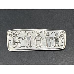 E.F.S. MEXICO 925 Silver - Vintage Save the Children/ Holding Hands Brooch‎ Pin